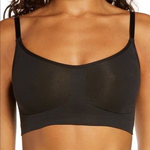 SKIMS Sculpting Bralette - Black - Size S/M